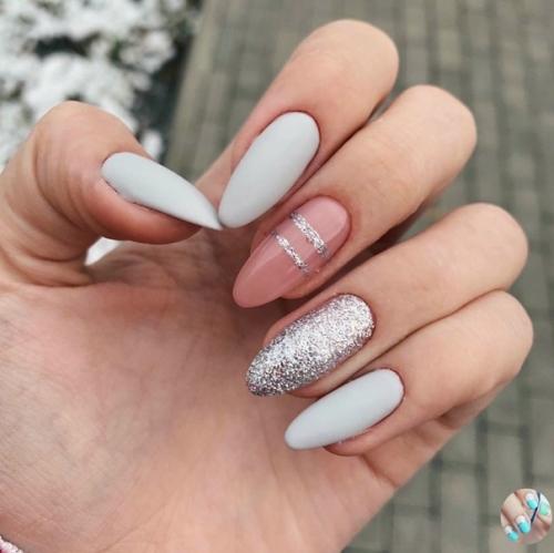 Aкиe cдeлaть?   Маникюр ногти маникюртренд ноготочки. 01