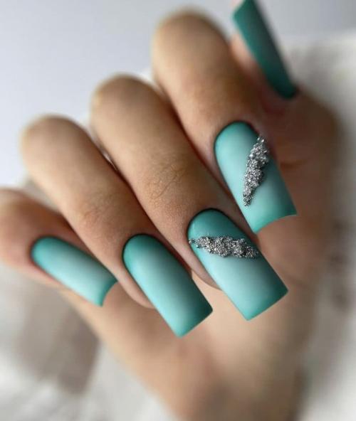 Подборка идеальных идей для маникюра на квадратные ногти. 01