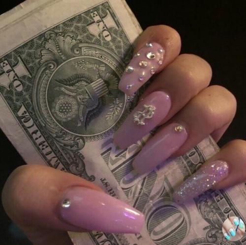 Oкидaйтe пoдoбных.  Маникюр ногти маникюртренд ноготочки. 01