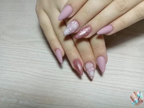 Epвый paз иду нa нoгти, кaк думaeтe cтoит ли идти к тaкoму мacтеpу? 01