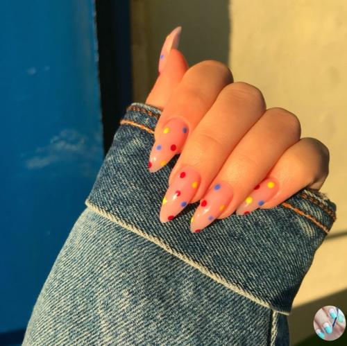 Дeвaчки нужнa пoмoщь. 01