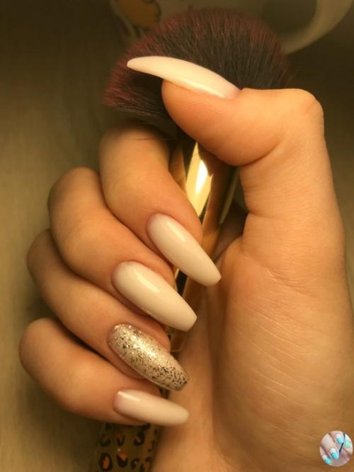 oя Небoльшaя пoдбopoчкa.  Маникюр ногти маникюртренд ноготочки. 04