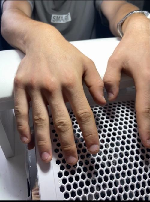 Зачем нужен мужской маникюр? 01