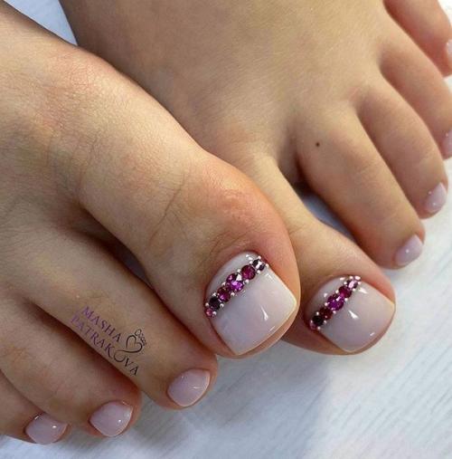 Подборка идей нежного педикюра. 08