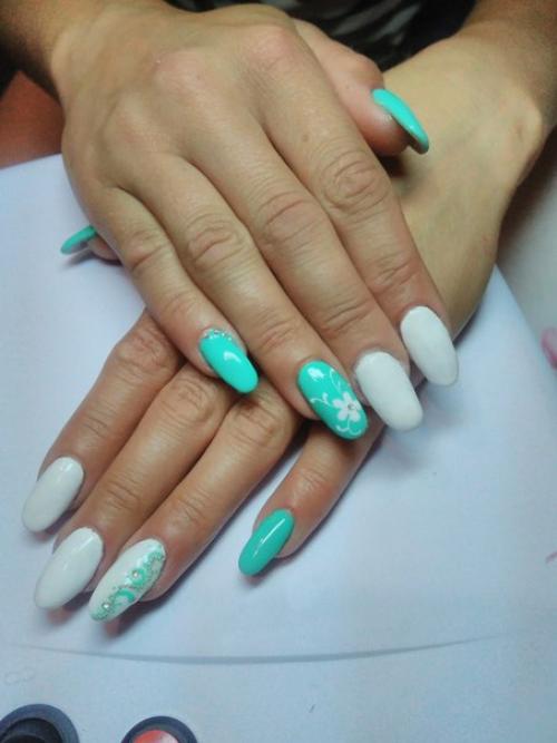 Привет всем 2 месяца занимаюсь ногтями. 02