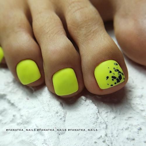 Прекрасный выбор идей педикюра. 08