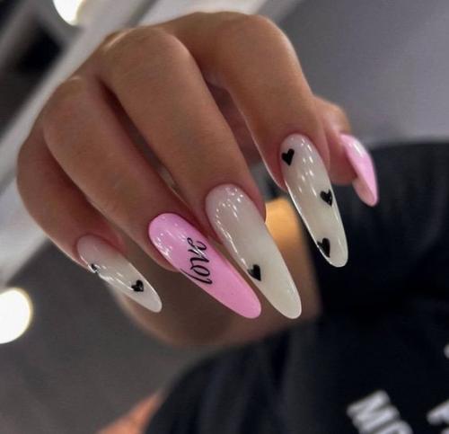 Маникюр на острые ноготки. 03