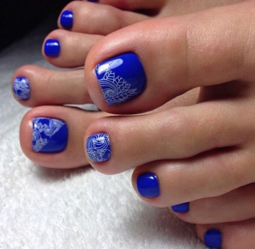 Педикюр с узорами. 10. 05