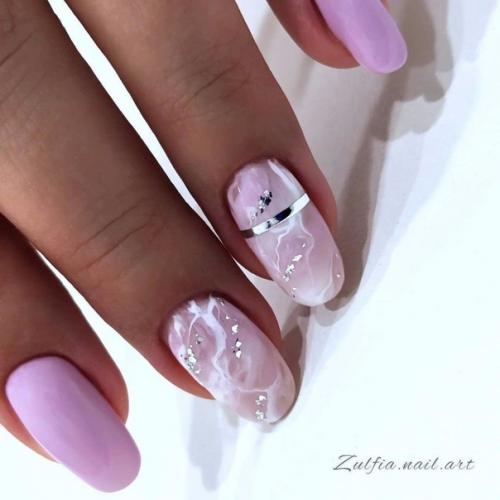 В нынешнем сезоне в моде оригинальный маникюр с разводами. 01