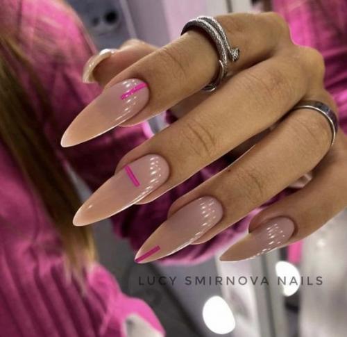 Маникюр на острые ноготки. 04