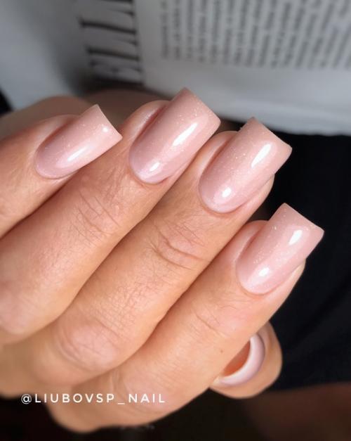 Вновь обнаженные ногти, денежный нюд и просто потрясающей красоты маникюр! 02