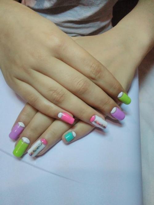 Привет всем 2 месяца занимаюсь ногтями. 04