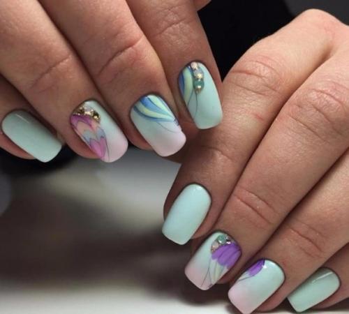 Нежные, изысканные, близкие к природным цвета признаны фаворитами этого сезона в нейл - арте. 01