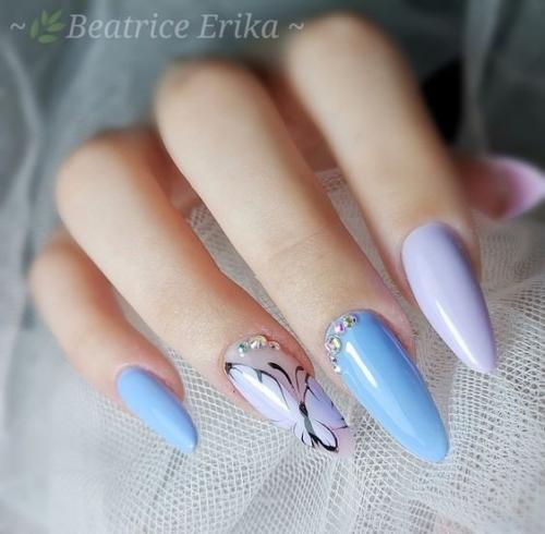 Маникюр в нежно голубых оттенках. 06