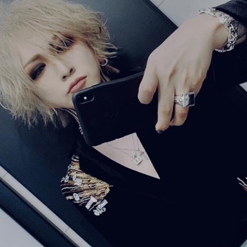Ruki_Instagram.  Хочу поговорить об имидже во время МТ. 01 Ruki_Instagram.  Хочу поговорить об имидже во время МТ. 01