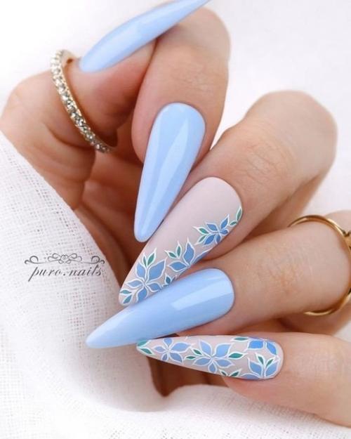 Маникюр в нежно голубых оттенках. 07