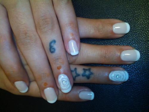 Занимаюсь недавно.  Это мои первые три работы. 02