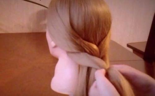 Простая прическа Коса с Резинками (пошаговый урок). 03