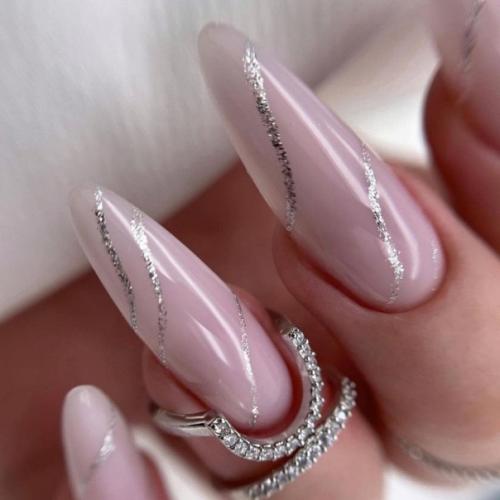 Идеи нежного, стильного маникюра. 02