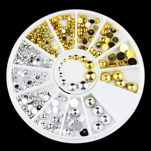 Девочки, покидайте идеи, как красиво, оригинально стразы клеить. 01