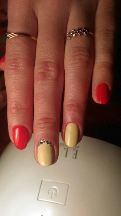 Критику, пожалуйста.  Работаю год, после курсов. 01