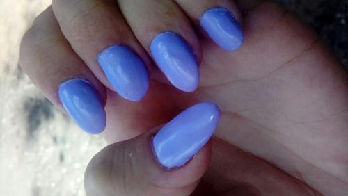 Ногти мне нарастил мастер, который работает. 02