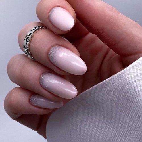 Идеи нежного, стильного маникюра. 04