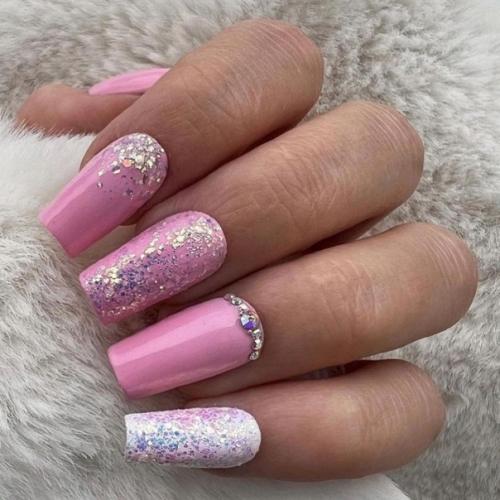 Идеи нежного, стильного маникюра. 01