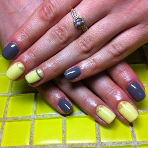 Милые девушки предлагаю вам свои профессиональные услуги маникюра, педикюра, наращивание ногтей, покрытие шеллаком, дизайн, качественно и недорого. 02