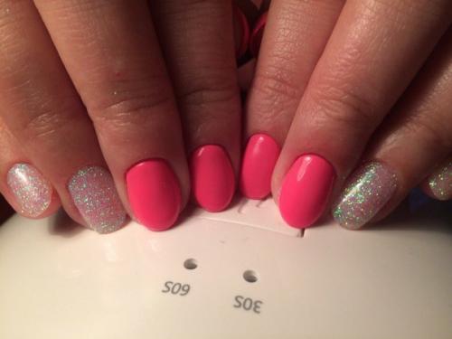 Критику, пожалуйста.  Работаю год, после курсов. 04