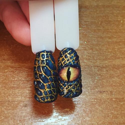 Здравствуйте, выкладывала фото работ ранее, откритиковали будь здоров, стало обидно, что руки не из того места росту? 04